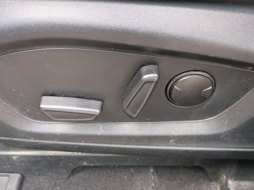 used 2022 Ford Explorer car