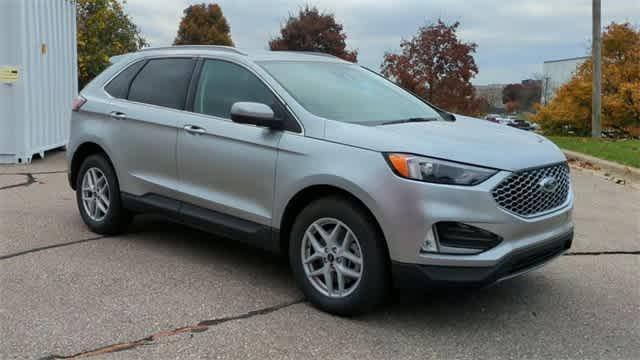 new 2024 Ford Edge car, priced at $40,333