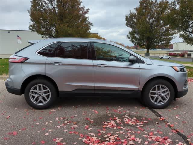 new 2024 Ford Edge car, priced at $40,333