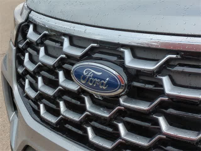 new 2025 Ford Explorer car, priced at $51,355