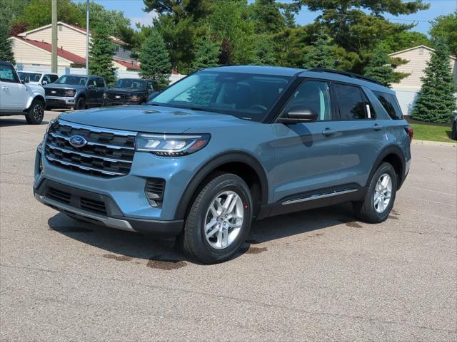 new 2025 Ford Explorer car, priced at $40,823