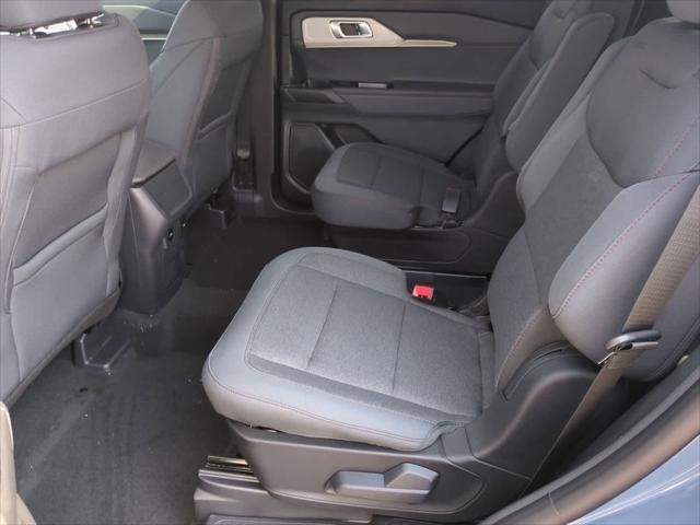 new 2025 Ford Explorer car, priced at $40,823