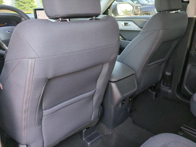 new 2025 Ford Explorer car, priced at $40,823