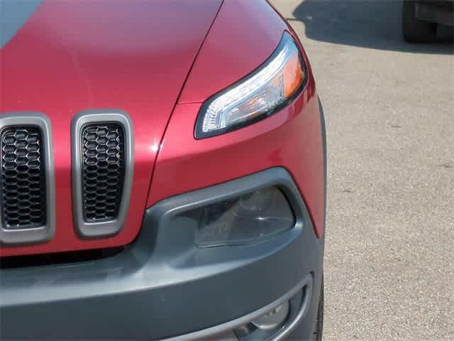 used 2015 Jeep Cherokee car, priced at $17,550