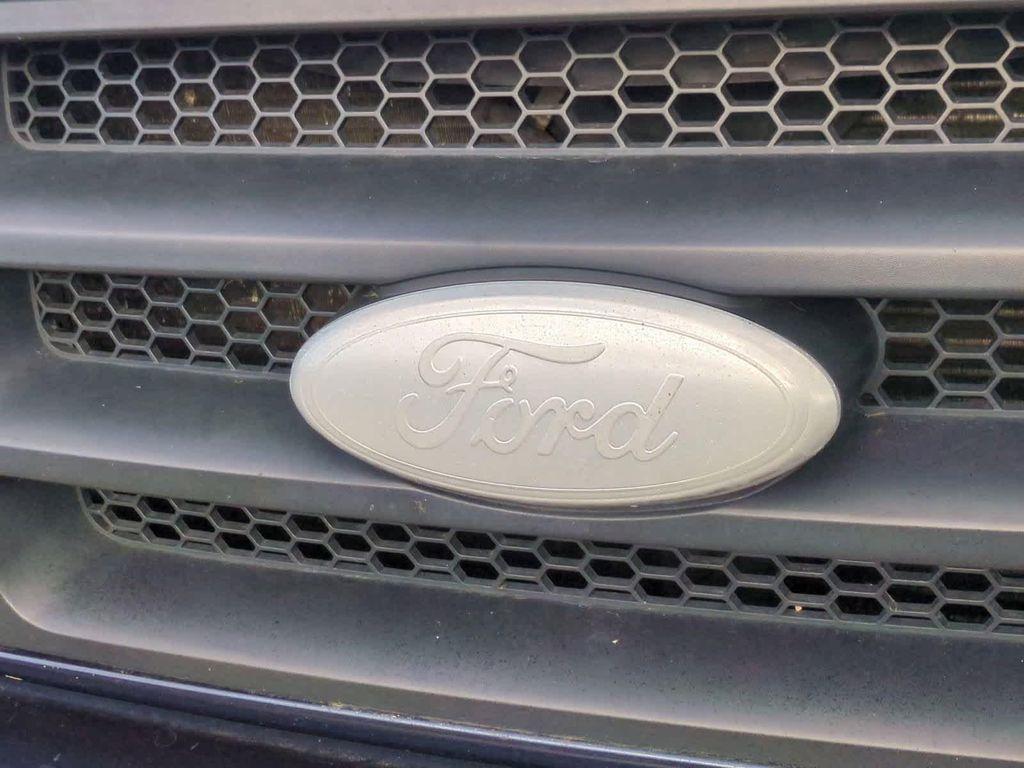 used 2006 Ford F-150 car, priced at $3,999