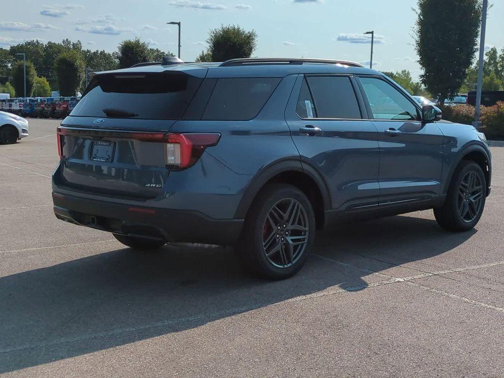 new 2025 Ford Explorer car, priced at $48,908
