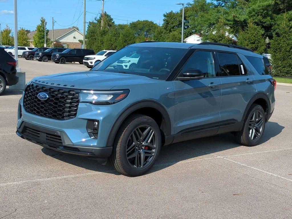 new 2025 Ford Explorer car, priced at $48,908