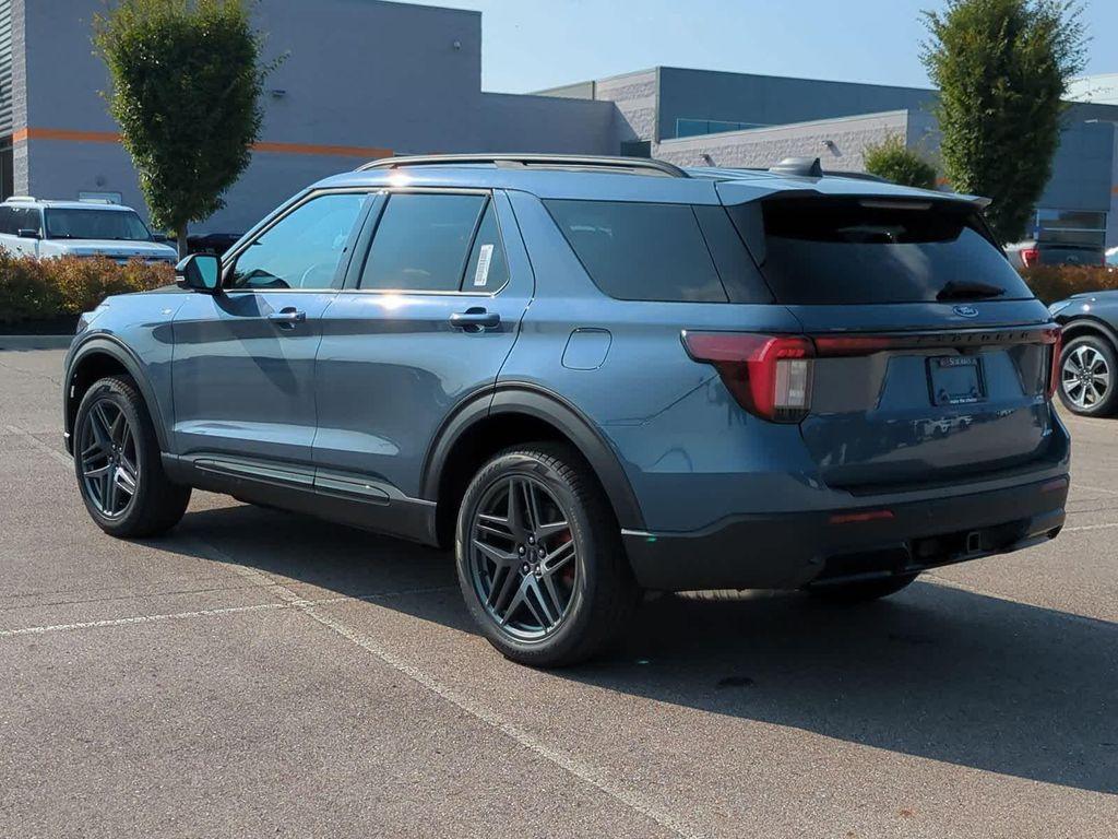 new 2025 Ford Explorer car, priced at $48,908