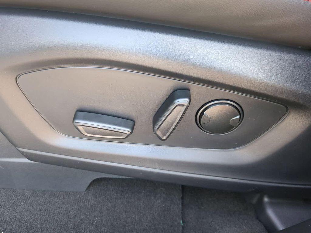 new 2025 Ford Explorer car, priced at $48,908