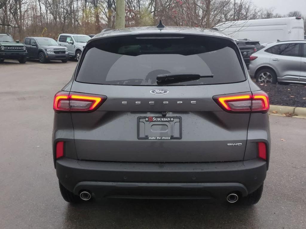 new 2025 Ford Escape car, priced at $32,494