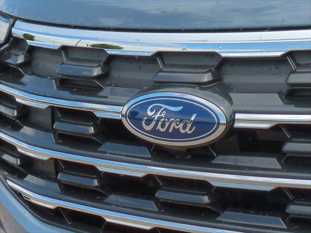 new 2025 Ford Explorer car, priced at $45,135