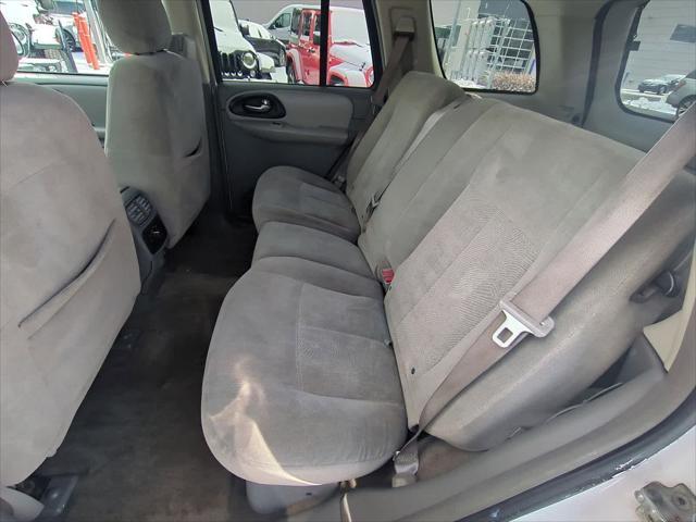 used 2005 Chevrolet TrailBlazer car, priced at $2,989