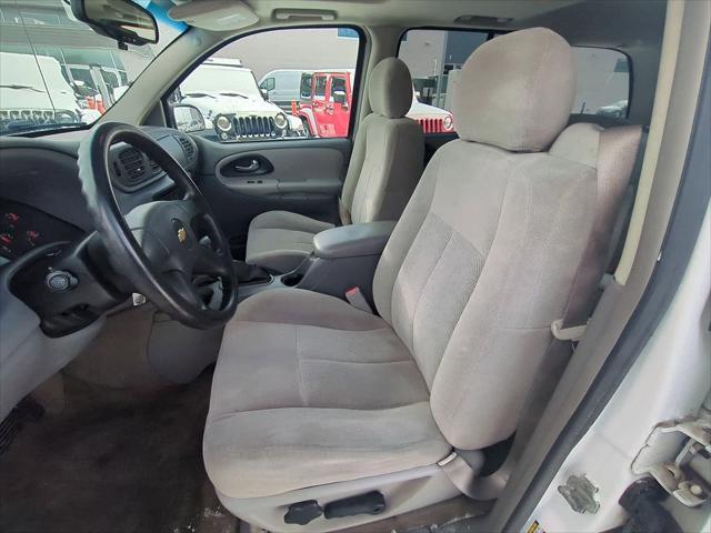 used 2005 Chevrolet TrailBlazer car, priced at $2,989