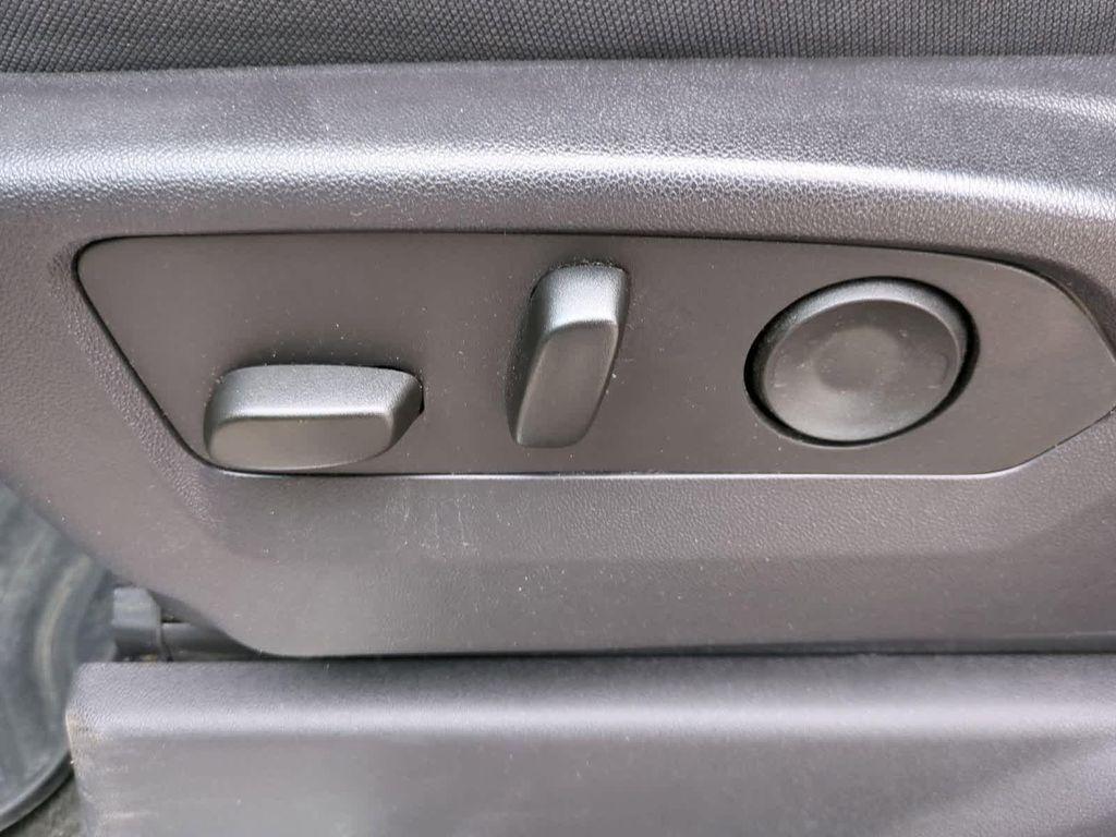 used 2025 GMC Sierra 1500 car, priced at $43,451