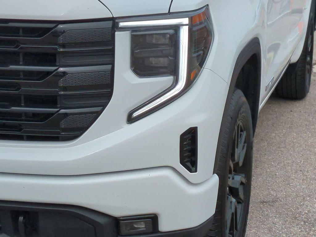 used 2025 GMC Sierra 1500 car, priced at $43,451