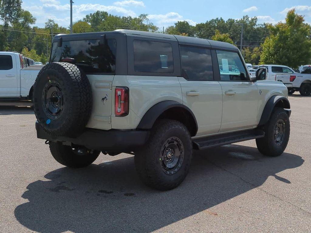 new 2025 Ford Bronco car, priced at $59,706