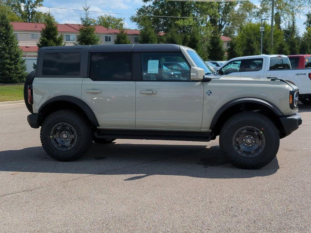 new 2025 Ford Bronco car, priced at $59,706