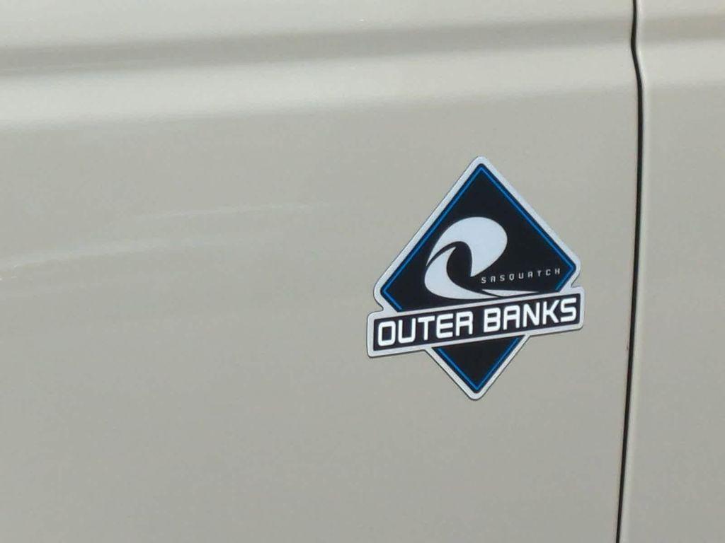 new 2025 Ford Bronco car, priced at $59,706