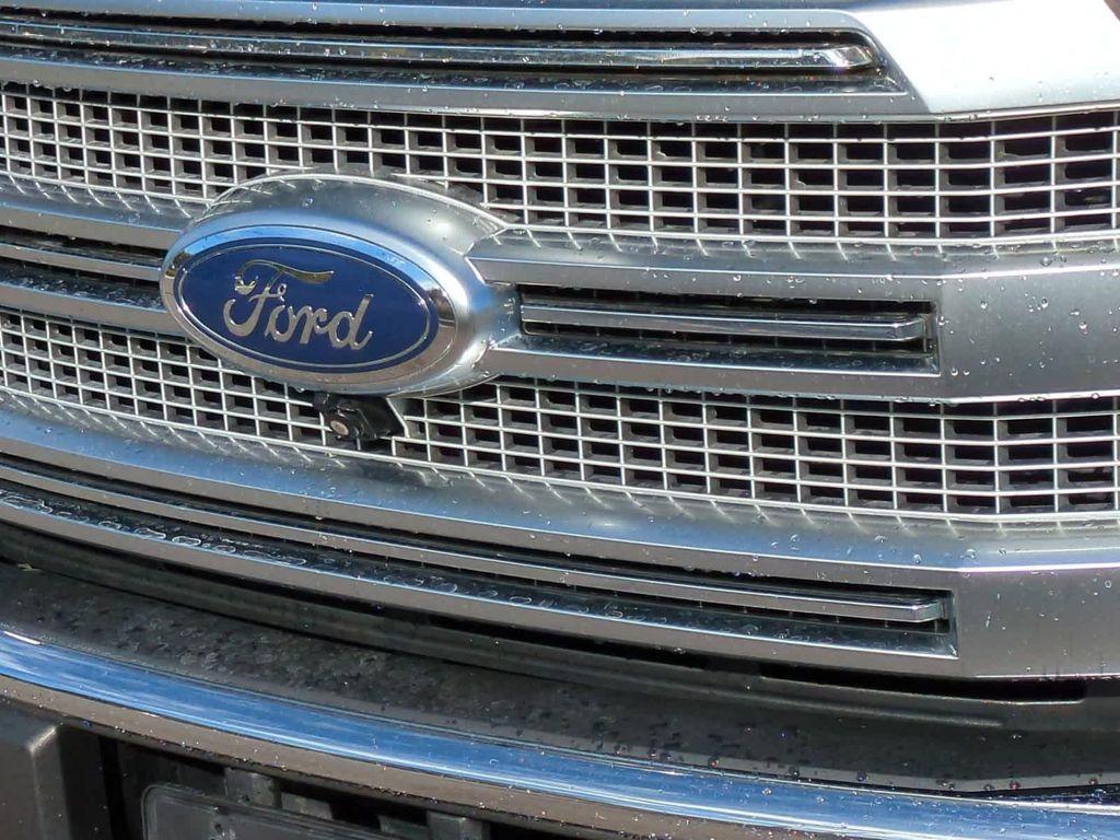 used 2015 Ford F-150 car, priced at $22,500