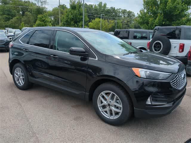 new 2024 Ford Edge car, priced at $40,288