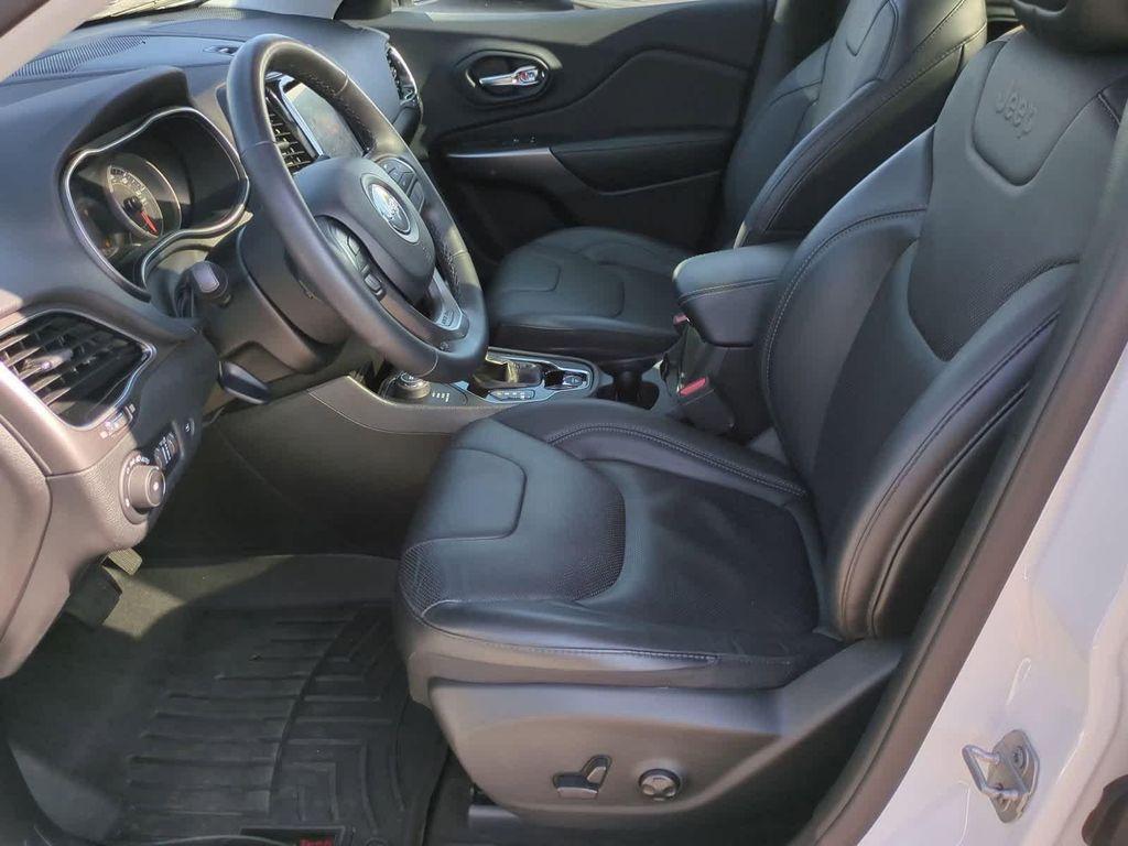 used 2019 Jeep Cherokee car, priced at $18,999