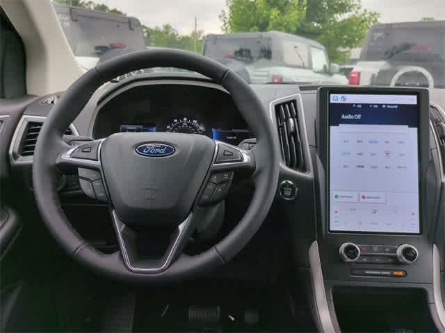 new 2024 Ford Edge car, priced at $39,740