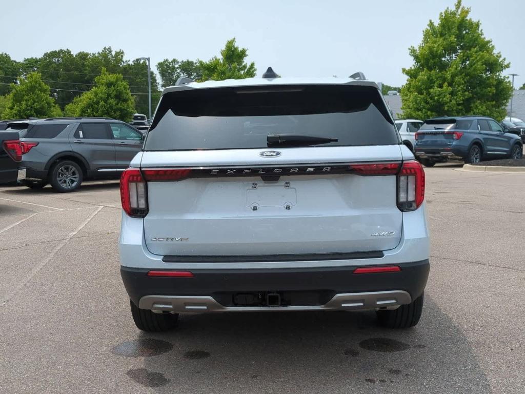 new 2025 Ford Explorer car, priced at $45,458