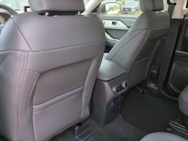 new 2025 Ford Explorer car, priced at $45,404