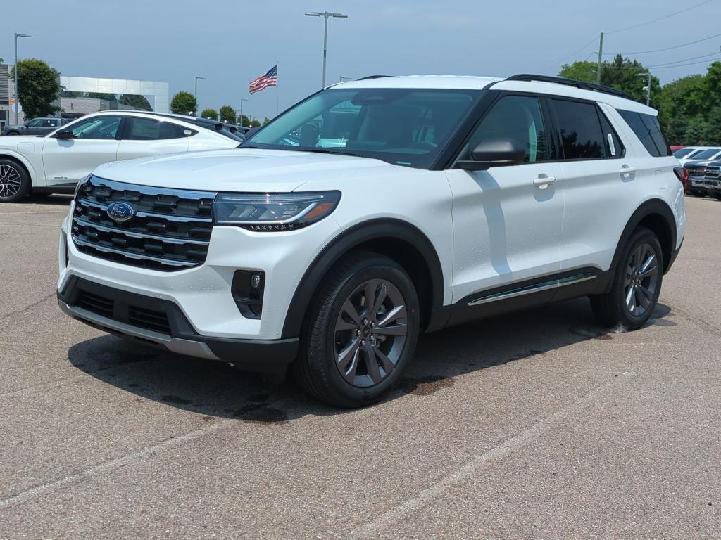 new 2025 Ford Explorer car, priced at $45,404