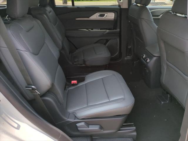 new 2025 Ford Explorer car, priced at $45,404