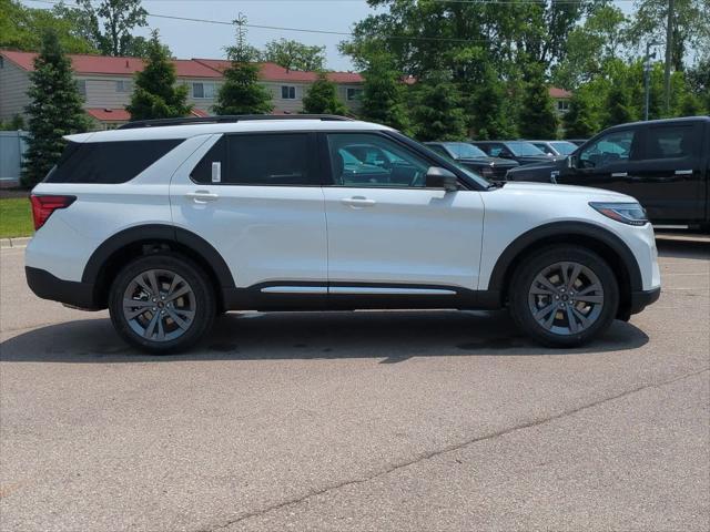 new 2025 Ford Explorer car, priced at $45,404