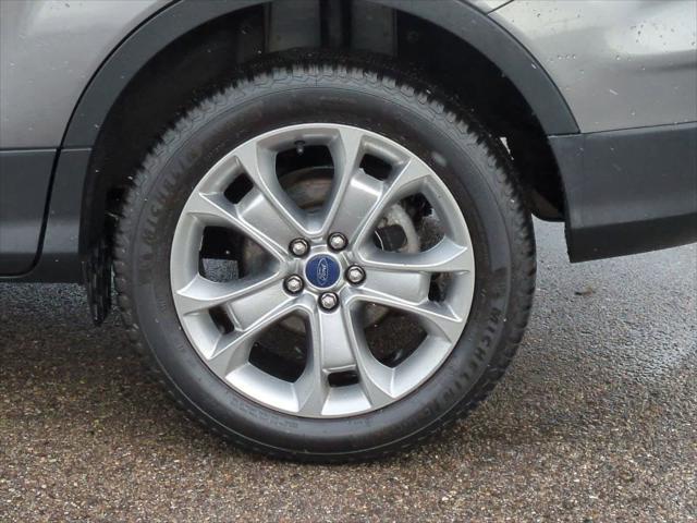 used 2014 Ford Escape car, priced at $10,999