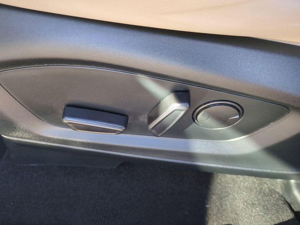 used 2022 Ford Explorer car, priced at $26,550