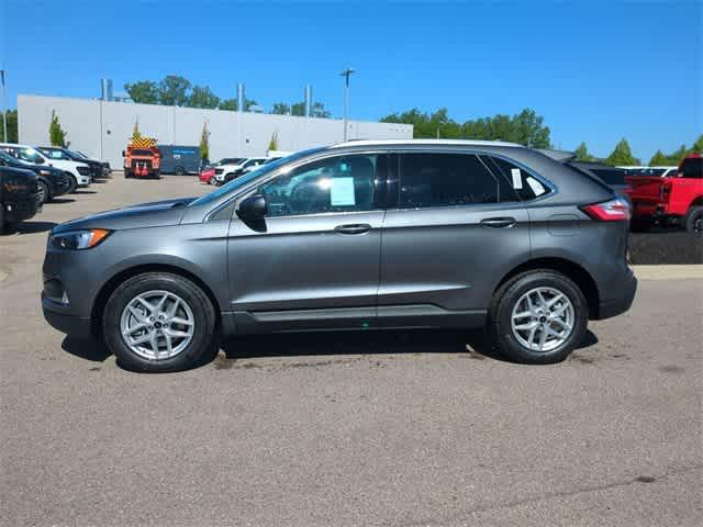 new 2024 Ford Edge car, priced at $40,333