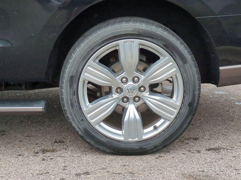 used 2022 Ford Expedition car, priced at $52,999