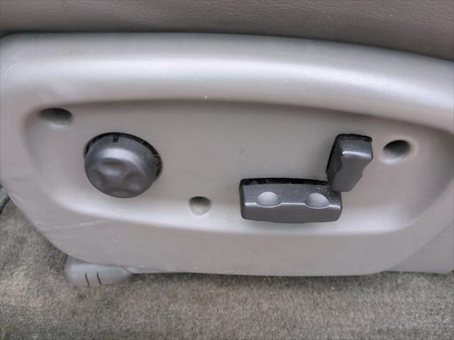 used 2002 Chevrolet TrailBlazer car, priced at $3,951