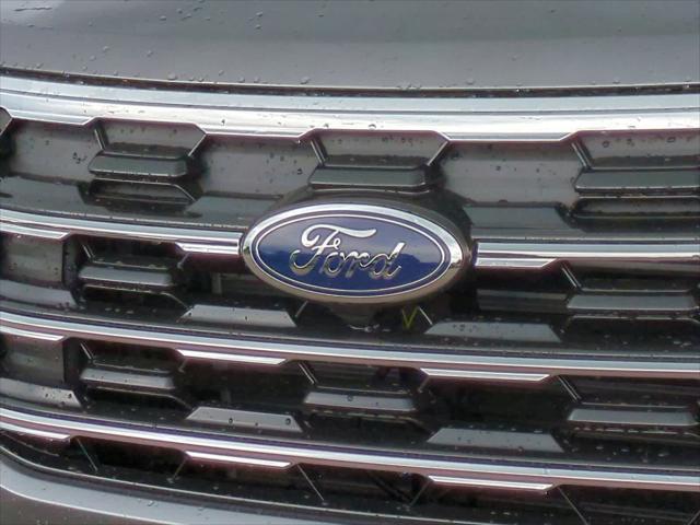 new 2025 Ford Explorer car, priced at $43,191