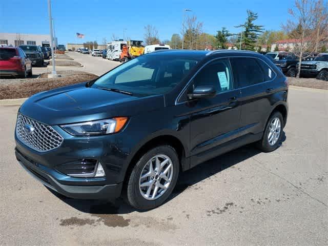 new 2024 Ford Edge car, priced at $40,490