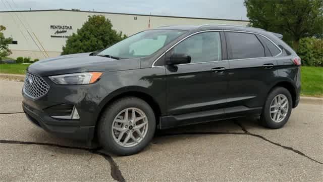 new 2024 Ford Edge car, priced at $40,046