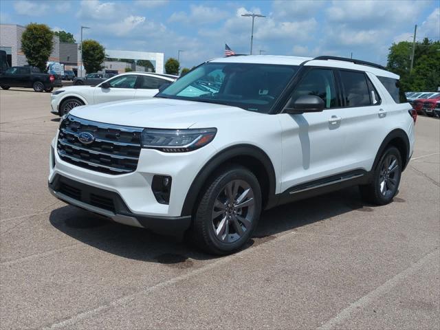 new 2025 Ford Explorer car, priced at $45,404