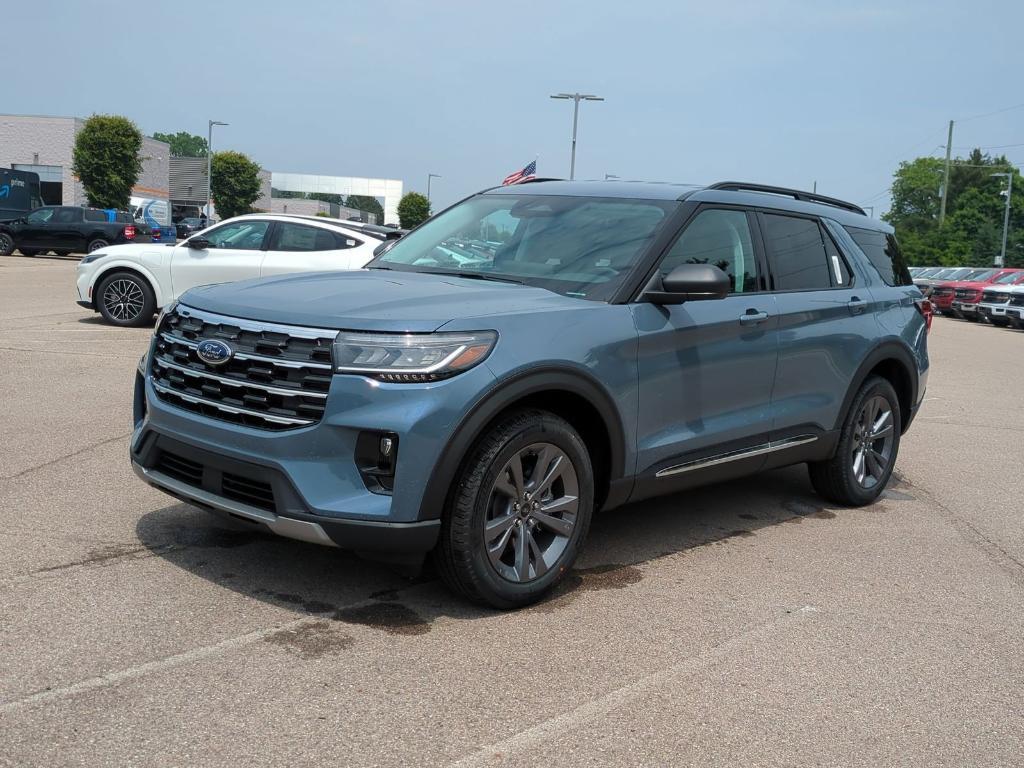 new 2025 Ford Explorer car, priced at $45,135