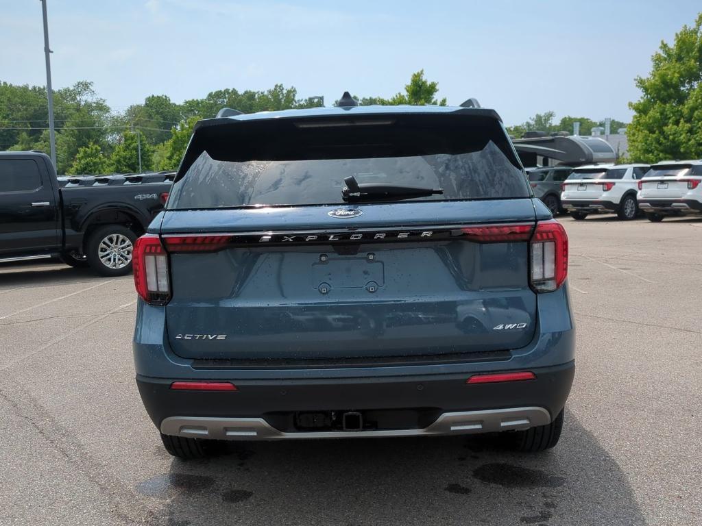 new 2025 Ford Explorer car, priced at $45,135