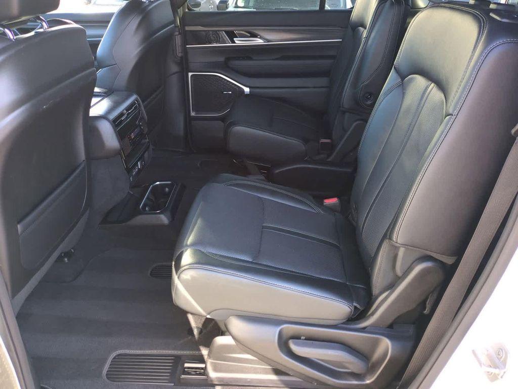 used 2024 Jeep Wagoneer L car