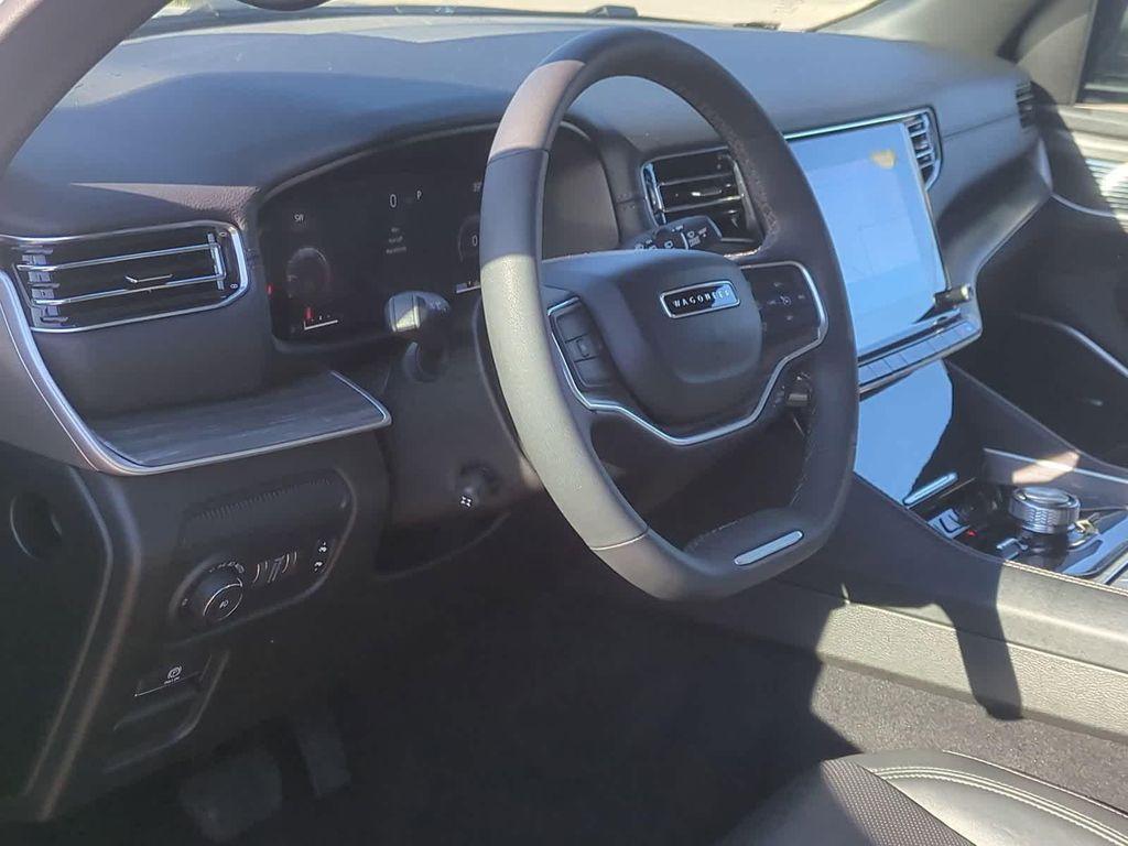used 2024 Jeep Wagoneer L car