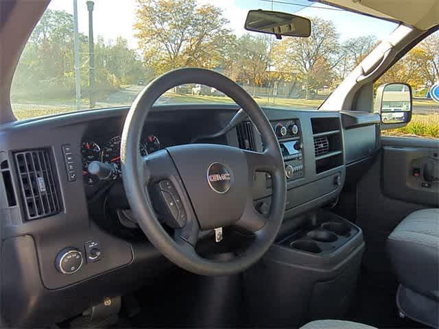 used 2009 GMC Savana 2500 car, priced at $15,250