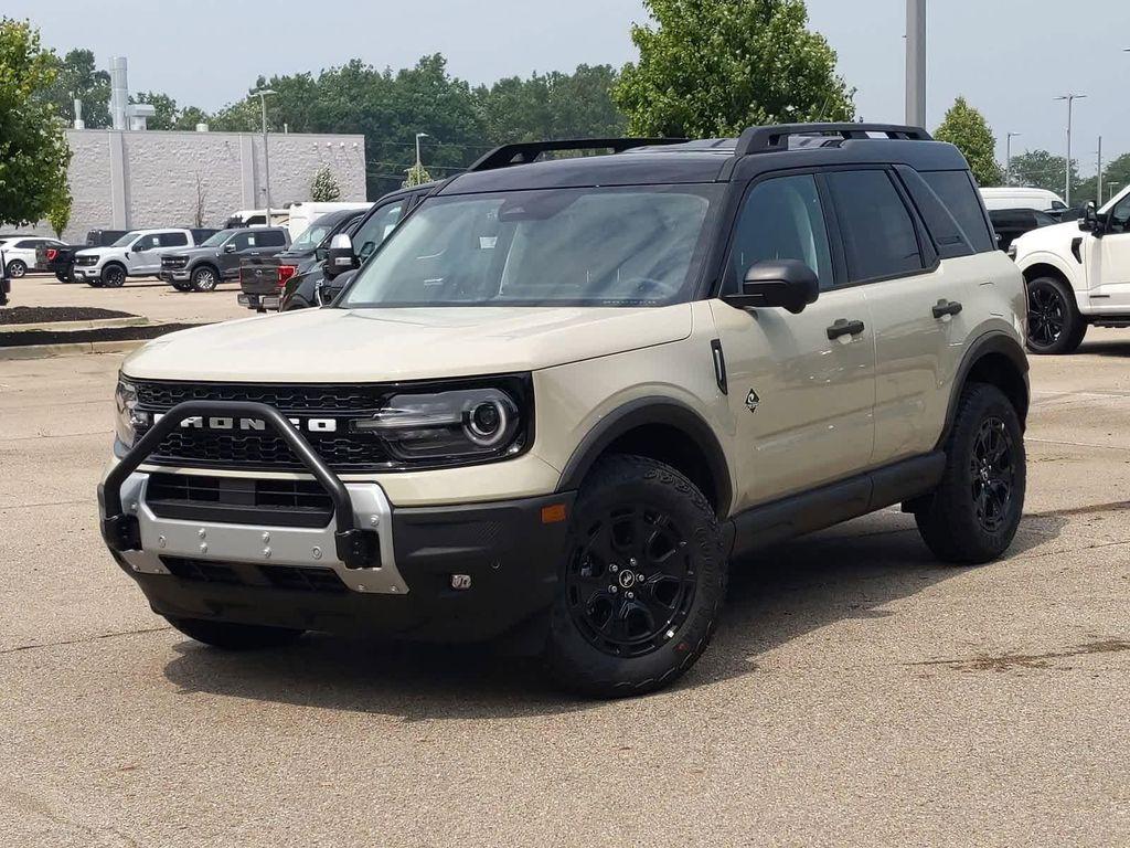 new 2025 Ford Bronco Sport car, priced at $41,053
