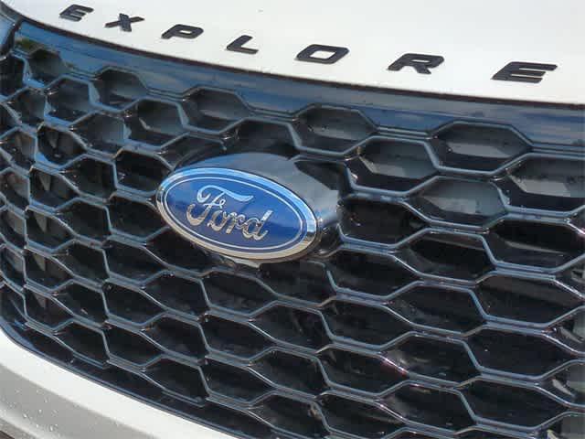 new 2025 Ford Explorer car, priced at $50,387