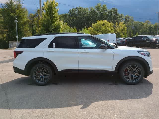 new 2025 Ford Explorer car, priced at $50,387