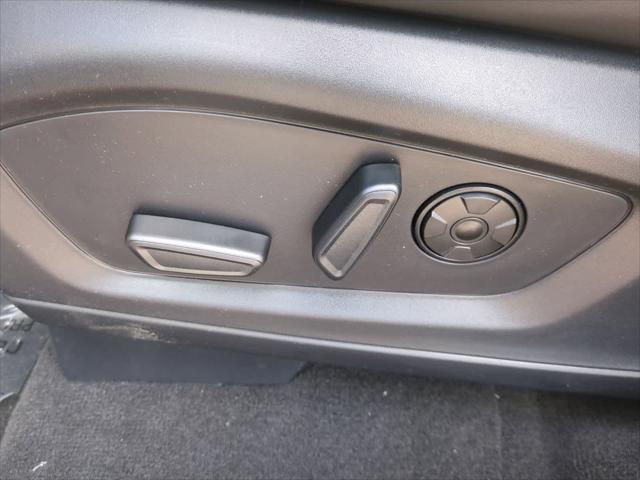 new 2025 Ford Explorer car, priced at $57,742