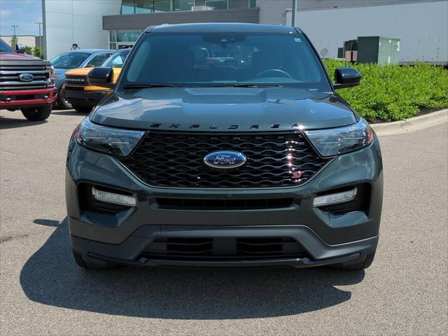 used 2022 Ford Explorer car, priced at $38,999